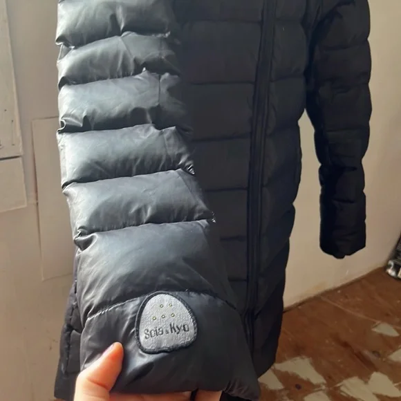 Soia & Kyo réversible 2-in-1 parka. - Picture 2 of 7